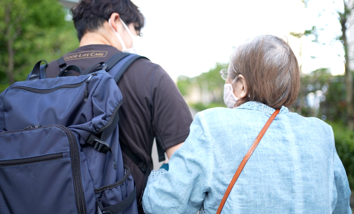 外出のサポート